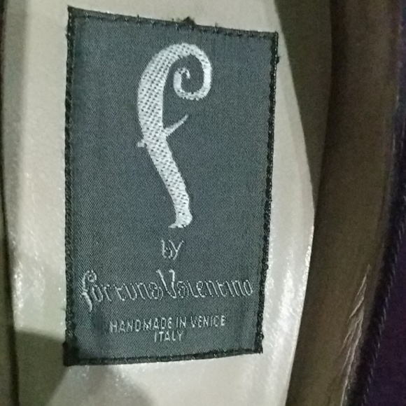 Shoes - Picture 2 of 3